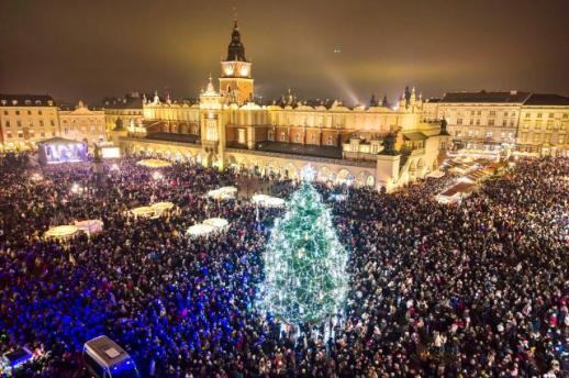 PHOTOS: As Christmas arrives, trees light up a fractured world