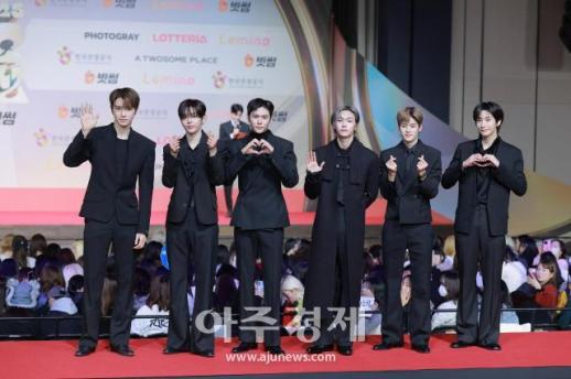 [포토] 라이즈, 2025 SBS 가요대전 레드카펫 참석