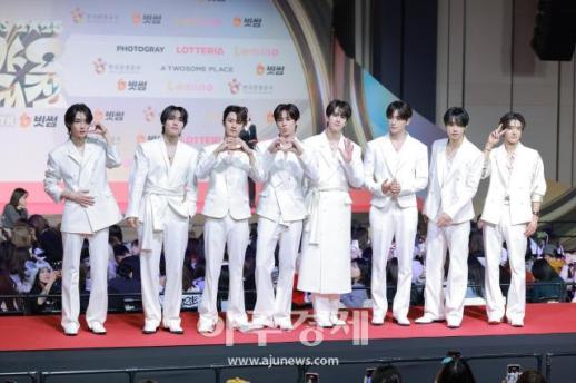 [포토] 더보이즈, 2025 SBS 가요대전 레드카펫 참석