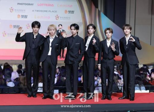 [포토] 보이넥스트도어, 2025 SBS 가요대전 레드카펫 참석