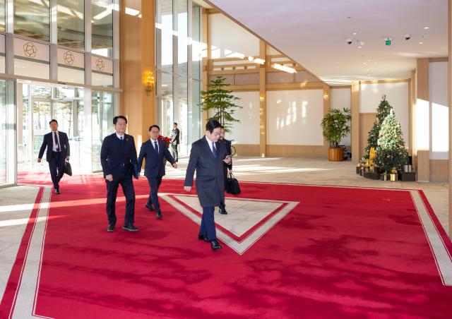  Seouls presidential office returns to Cheong Wa Dae Monday 