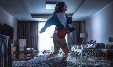 흥행은 성공, 평가는 분열…'대홍수'를 바라보는 두 개의 시선