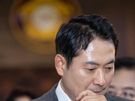 [이주의 여론조사] 李 대통령·민주당 지지율 동반 하락...국민의힘은 답보