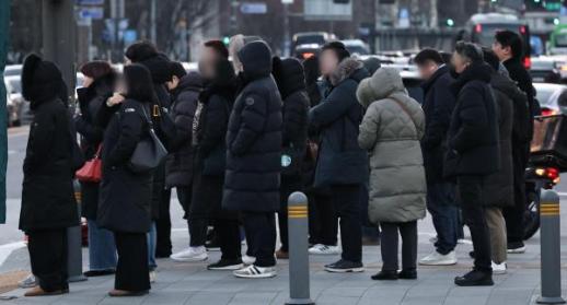 [속보] 김건희특검 웰바이오텍 주가조작 양남희·이기훈, 불구속 기소