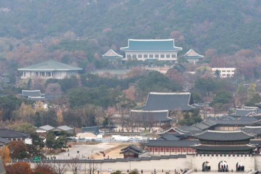 President Lee taps conservative veteran Lee Hye-hoon as first budget minister 