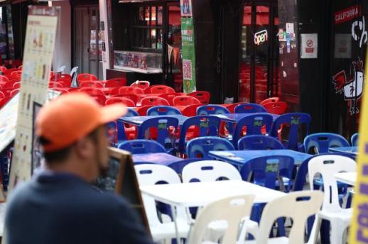 소비쿠폰으로 1만명 줄어든 자영업자 폐업...반짝 효과 넘어설까