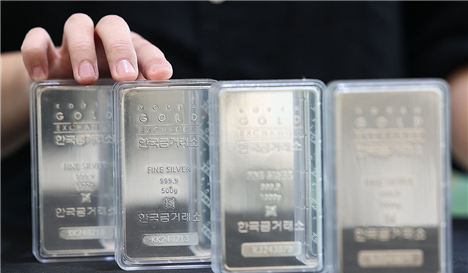 [특징주] 은값 급등에 인버스 은 선물 ETN 일제히 급락…하루 만에 –10%대 낙폭