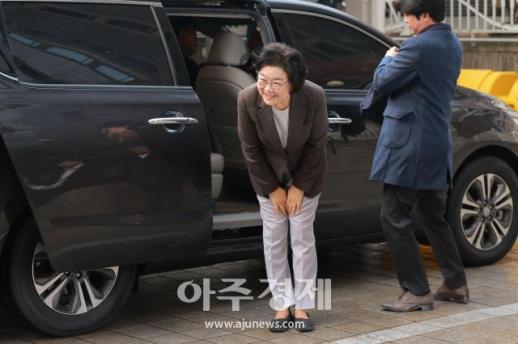 [포토] 첫 출근하는 이혜훈 기획예산처 장관 후보자