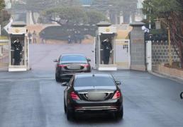 李, 청와대 출근해 집무 시작…현직 대통령 1330일 만