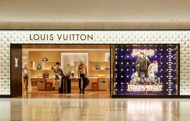 【图片来源 现代百货店】