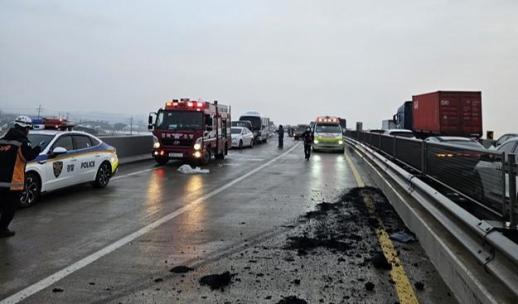 경기 시흥 학미터널 부근서 교통사고…비류대로 양방향 통제