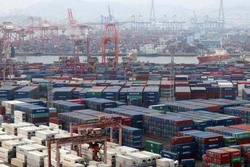 美 관세·보호무역 확산에도…韓 수출 7000억 달러 달성