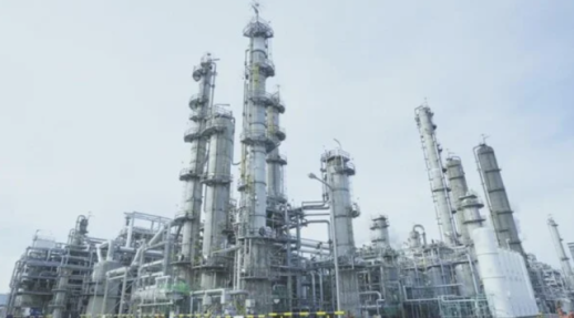 [2026 ED 신년기획] LG화학·롯데케미칼, 석화에서 배터리·에너지로...포트폴리오 다변화