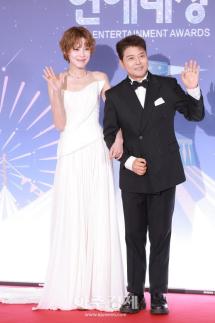 [포토] 장도연·전현무, 2025 MBC 방송연예대상 MC