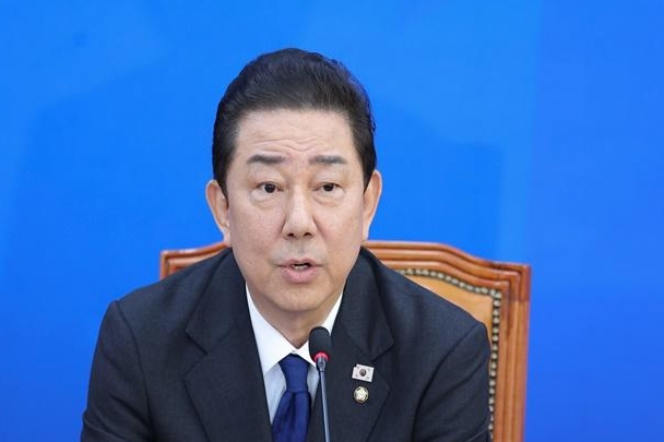 김병기, 원내대표직 사퇴…이재명 정부 걸림돌 돼선 안돼