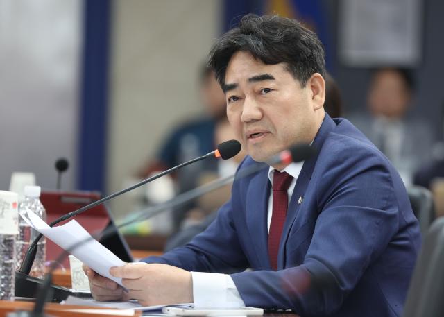 이성권 국민의힘 의원이 지난 10월 28일 오후 경남경찰청에서 열린 국회 행정안전위원회 경남경찰청 국감에서 질의하고 있다사진연합뉴스