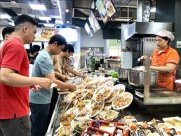 베트남 소매 시장의 새 물결... 쇼핑과 식사 결합 슈퍼-푸드 확산