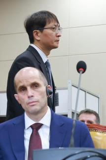 김범석 의장 빠진 쿠팡 청문회... 자체조사·유출 규모 두고 설전