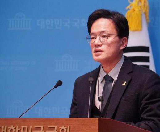 金 총리 자살, 개인의 문제 아냐… 정신적 위기에 혼자 남지 않게 할 것