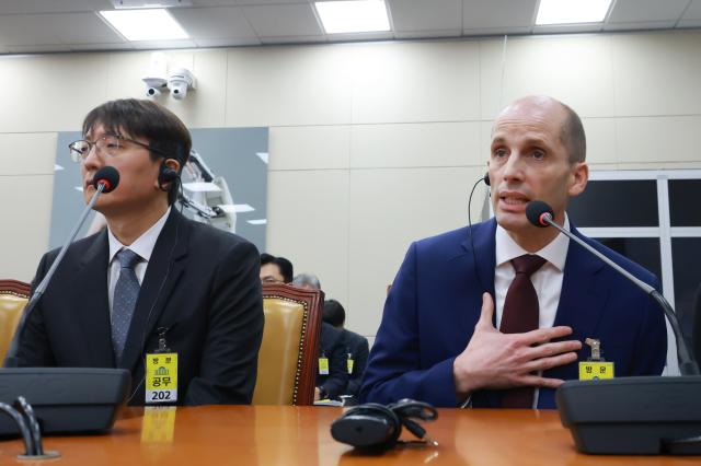 로저스 쿠팡 대표 "정보 유출자 접촉, 국정원 요청에 따른 것"