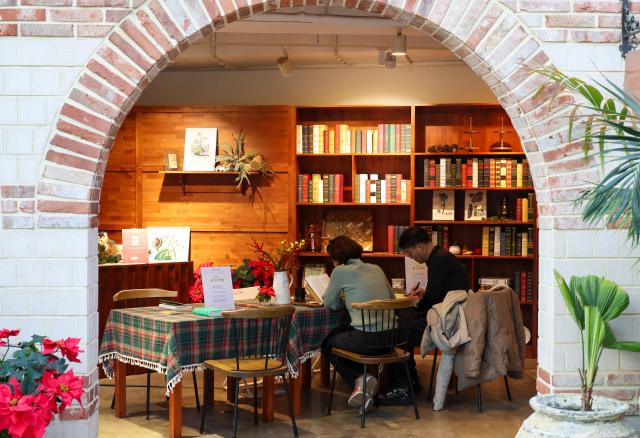 Seoul Botanic Park in Gangseo District Seoul AJP Yoo Na-hyun