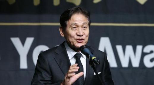 Veteran actor Ahn Sung-ki in critical condition after collapsing at home