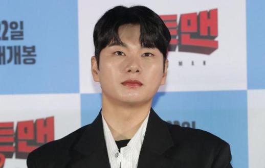 이이경 사생활 논란 계속… 폭로 여성 대사관에 도움 요청