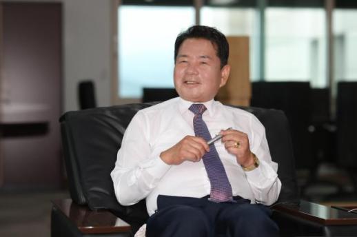 신경호 교육감 새해에는 평온한 일상 속에서 모두의 희망이 풍요로운 결실로 맺히길 바란다