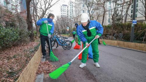  신계용 과천시장 현장 목소리 듣고 더 안전한 근무환경 만들겠다