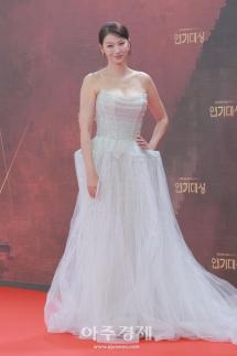 [포토] 유인영, 레드카펫 참석 (2025 KBS 연기대상)