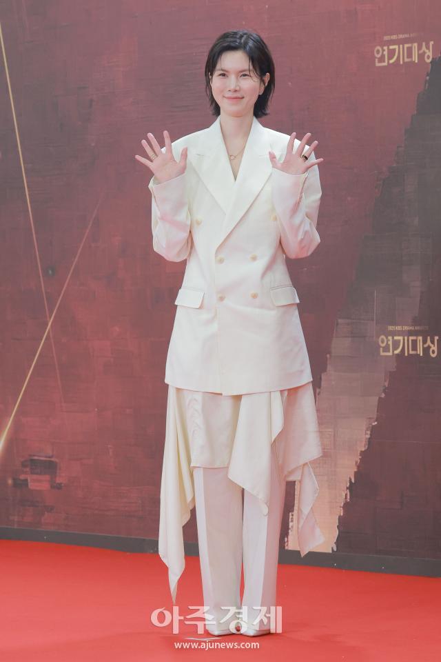 [포토] 공민정, 레드카펫 참석 (2025 KBS 연기대상)