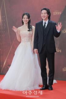 [포토] 권한솔·이태선, 레드카펫 참석 (2025 KBS 연기대상)