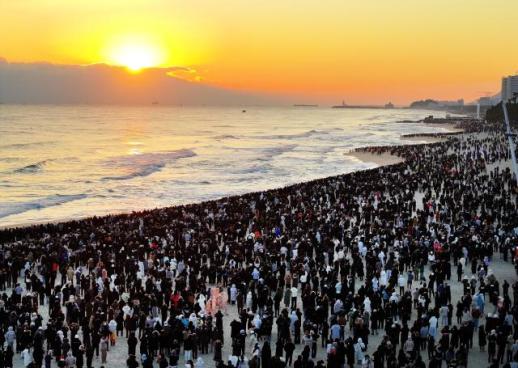 [포토] 강릉 경포해변 새해맞이 인파