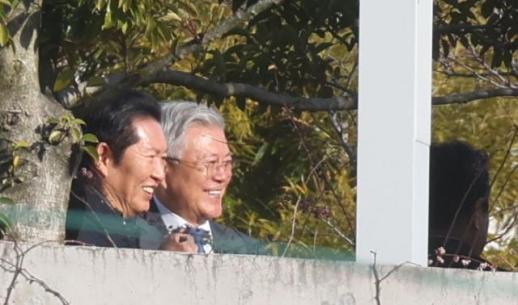 정청래, 문재인 만나 한반도 평화 해결에 가르침 요청