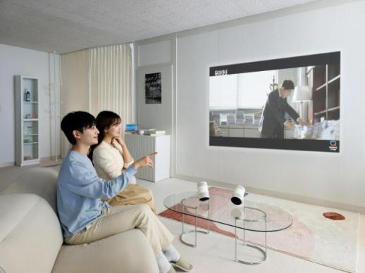 삼성전자, AI 포터블 프로젝터 더 프리스타일+ 공개