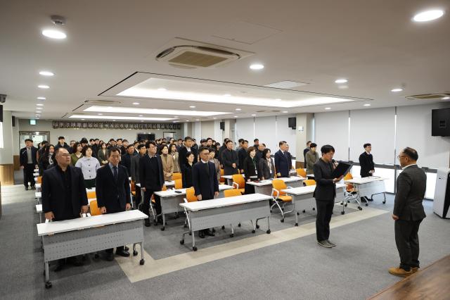양양군이 2일 오전 9시 군청 대회의실에서 2026년 병오년 새해 시무식을 열고 있다 사진양양군
