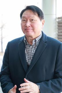 [포토] 중국으로 출국하는 ​​​​​​​최태원 SK그룹 회장