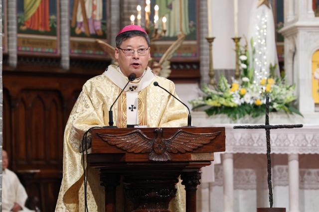 정순택 대주교 "안성기 배우, 따뜻한 행복 전해준 분" 애도