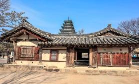 Bảo tàng Dân tộc học Quốc gia Hàn Quốc là điểm đến hấp dẫn du khách nước ngoài