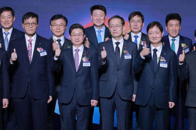 경제 수장들 '경제 대도약' 한목소리…성장·안정 투트랙 제시