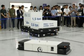 [CES 2026] South Koreas Hyundai Wia unveils industrial robots, mobility parts