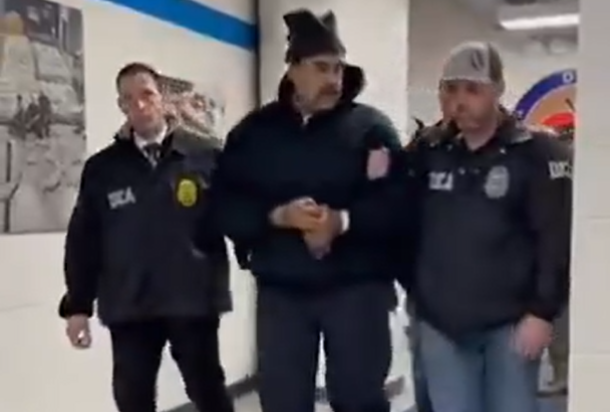 마두로 축출 놓고 美 여론 팽팽…찬성 33%·반대 34%