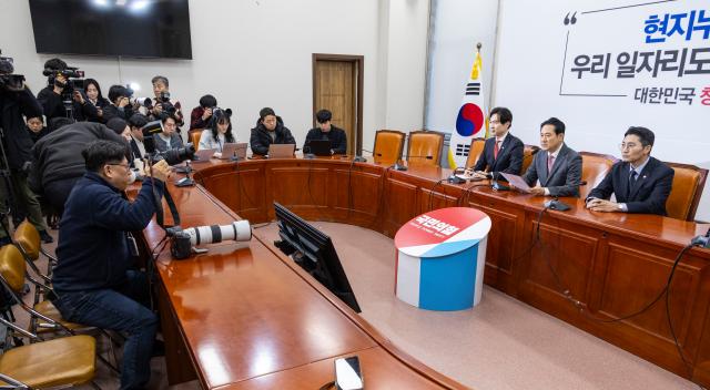장동혁 국민의힘 대표가 지난 2일 국회에서 기자간담회를 갖고 있다  사진연합뉴스