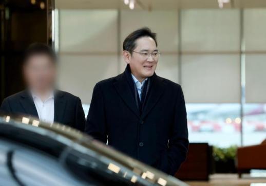 李在镕结束访华行程返回韩国