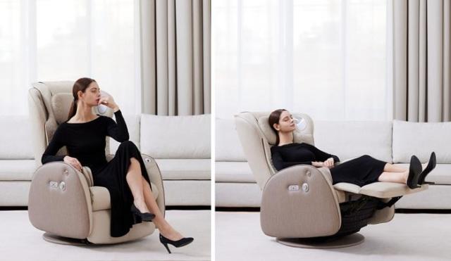 스노크 체어를 이용하여 휴식을 취하고 있는 직장인 모습 사진이노브엠