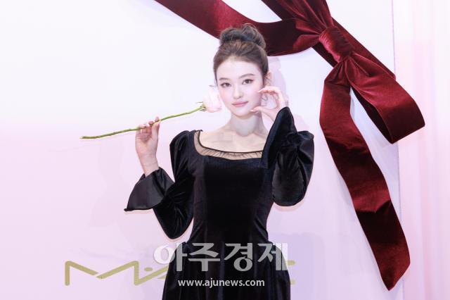 [포토] 엘라, 맥, NEW 파우더 키스 컬렉션 팝업 오픈 기념 포토콜 참석