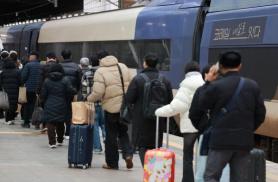 Lunar New Year train tickets to go on sale next week