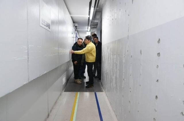 홍지선 국토부 2차관, 쿠팡 물류센터 시설 점검…"위법사항 확인 시 엄중조치"