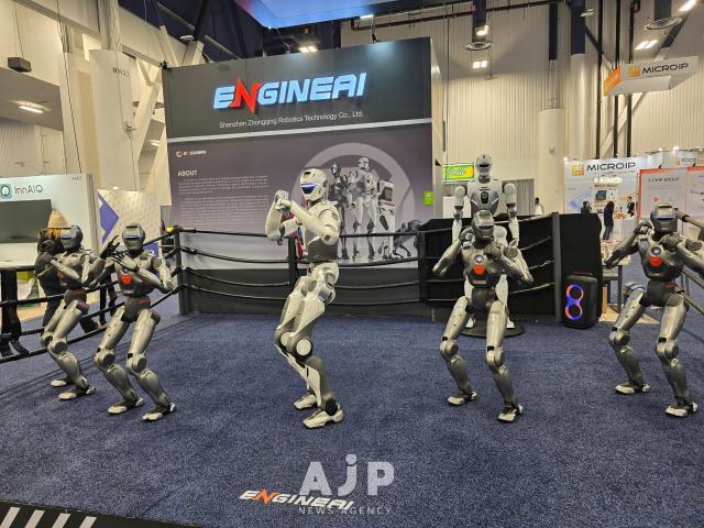 CES 2026: Korea, U.S. and China clash in AI robotics as mass-deployment era begins