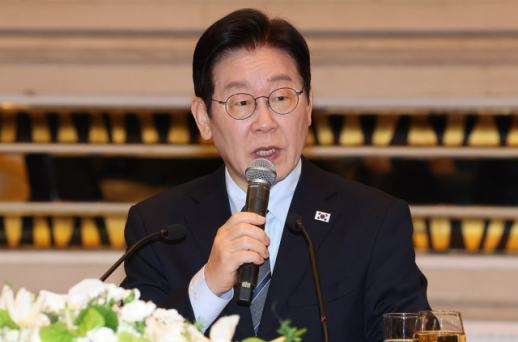 與 원내대표 후보 3인 김병기 자진 탈당해야...박정 소명듣고